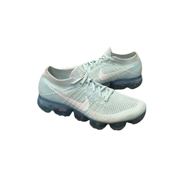 Nike Shoes - RARE Nike Air Vapormax Flyknit - Women's Glacier Blue/White 849557-404 Sz 8